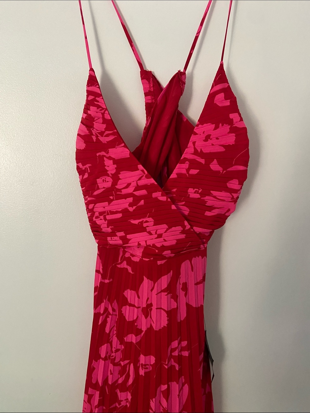 Lulu’s Vibrant Moment Red and Pink Floral Pleated Lace-Up Midi Dress - Picture 4 of 13